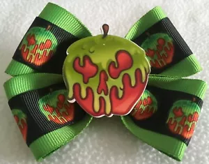 Mädchen Haarschleife 4" breit Halloween Gift Apfel Totenkopf grünes Band französische Haarspange - Bild 1 von 2