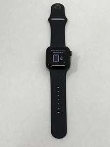 Apple Watch Series SE 2nd Generation GPS 40mm Midnight A2722 32GB S/M MNT33LL/A - Zdjęcie 1 z 4
