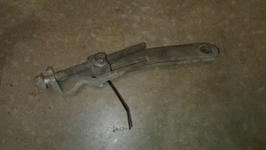 07/2008 to 05/2012 Holden RC Colorado 3.0L Diesel - Alternator bracket - Picture 1 of 2