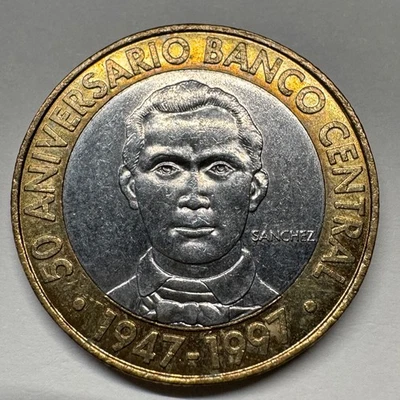 1997 Dominican Republic 5 Pesos - Coins #C-056 - Image 1 of 2