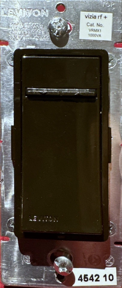 Atenuador inteligente Leviton VRMX1-1LZ *MARRÓN* para ZWave+ Vizia rf+ Foto 1 de 1