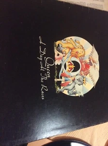 A Day At The Races Original Queen Vinyl LP Album Schallplatte UK EMTC104 EMI 1976 - Bild 1 von 10