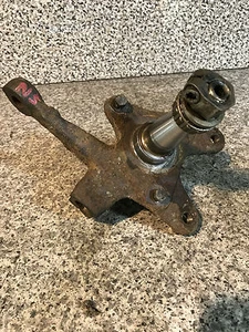 Porsche 924 2.0 (1975-1989) N/S Passenger Left Front Stub Axle Hub Steering Arm - Picture 1 of 7