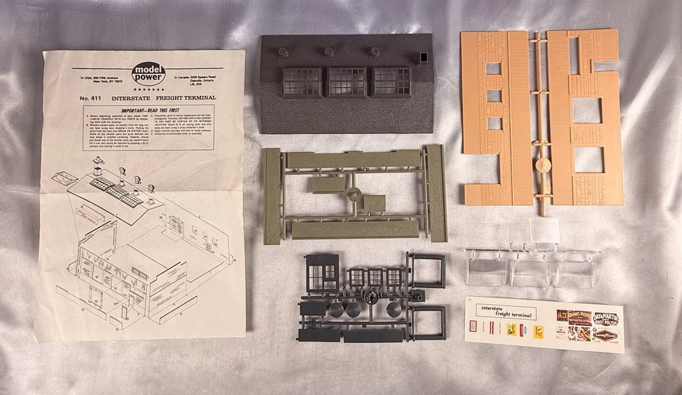 VTG Model Power Interstate Freight Terminal #411 HO Scale Train Unfinished PARTS - Image 1 of 4