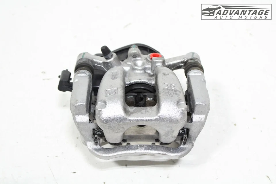 PINZA DE FRENO ABS DISCO TRASERO IZQUIERDO CHEVROLET TRAX 2024 1,2 L TRACCIÓN DELANTERA OEM Foto 1 de 4