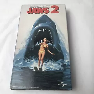 Jaws 2 VHS Tape Roy Schneider Jeannot Szwarc Creature Feature Horror - Picture 1 of 4