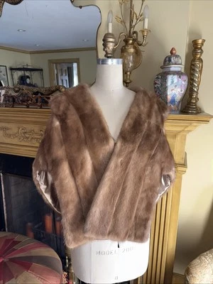 Glamorosa estola de piel de visón vintage de Philip Reiner de Nueva York, EE. UU. Foto 1 de 4
