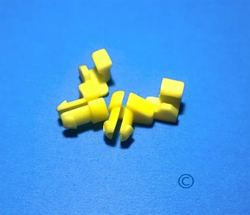 Snap Front Door Outside Handle Clip For Toyota Highlander Camry Yaris MR2 More - Image 1 of 2