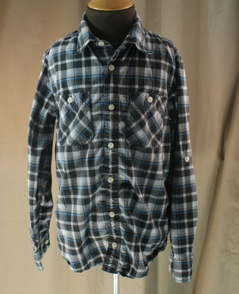 Camisa 77 Kids by American Eagle, talla 10, negra a cuadros con botones delanteros Foto 1 de 4