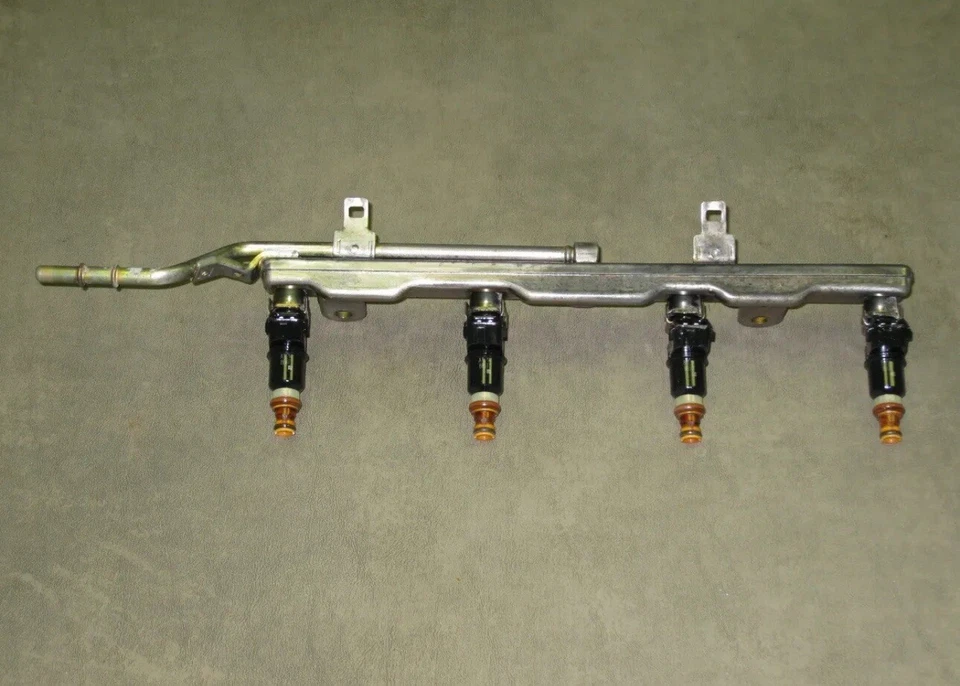 Inyectores y rieles Honda Accord 2003 2004 2005 2006 2007 4 cilindros OEM K24 inyectores Foto 1 de 1