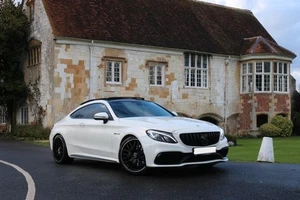 Mercedes C63 AMG 4.0 Bi-Turbo - Picture 1 of 23