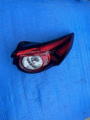 MAZDA CX-9 2016-2023 LUZ TRASERA EXTERIOR LUZ LED LÁMPARA 25 k OEM Foto 1 de 4