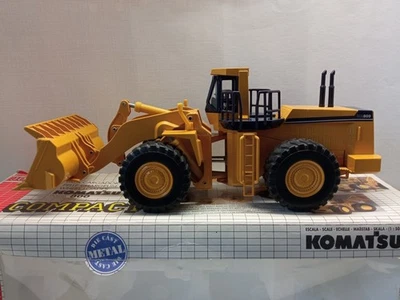 Zum Verkauf Steht 1 Komatsu Radlader 800 Der Firma Joal 1:50 Metall Modell OVP - Bild 1 von 2