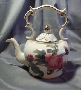 Beautiful burton + Burton "Romantic Rose" Teapot 2005 Used once Original box - Picture 1 of 18