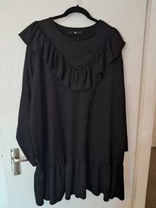 VERY BLACK RUFFLE TOP SIZE 24 - Picture 1 of 3
