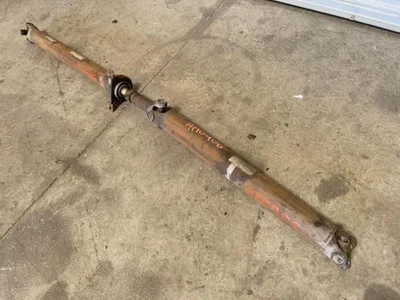 Chevrolet 3500 96-00 5,7 L 4x2 USADO 139 k línea de eje de transmisión trasera 135,5" WB cabina Chas Foto 1 de 4