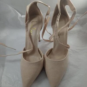LuLu's Lace-Up Pump - sz 7 - Picture 1 of 4