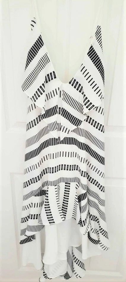 Nuevo Vestido Boho Para Mujer Talla Grande con Volantes Blanco Negro Fluido Talla Única Grande Hi Lo Foto 1 de 4