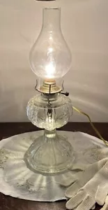 Antique Electrified Oil Kerosene Lamp 3 Way Lighting 18.5” - Picture 1 of 16