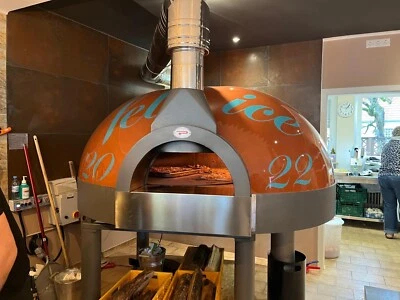 Pizzaofen Holzbackofen Joy 130TW Profi für 12 Pizzen gleichzeitig  - Bild 1 von 3