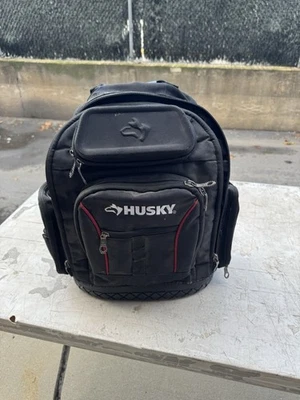 Mochila de herramientas Husky de alta resistencia con múltiples bolsillos Foto 1 de 4