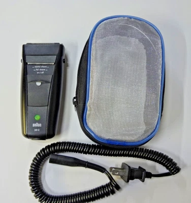 Barbeador Facial Masculino Braun 3612 Recarregável com Bolsa - Imagem 1 de 4