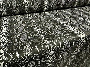 Stretch Cotton Twill Woven Fabric, Per Metre - Snakeskin Print - Black & White - Picture 1 of 3