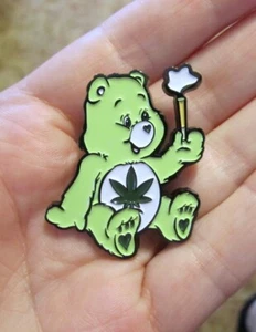 Stoner Weed Bear Pin Marijuana Cannabis Care Stoney - Hard Enamel - Picture 1 of 4