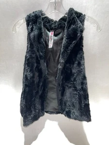 Girl's Black Fur Vest Size XL Brand BEAUTEES - Picture 1 of 3