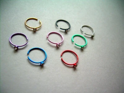 1 anel tragus labial nariz orelha aparência piercing falsa real 20g chapeamento verde. - Imagem 1 de 4