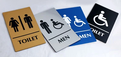 LETRERO DE INODORO PUERTA BAÑO GRABADO LÁSER OFICINA FÁBRICA EDIFICIO 90MM X 145MM Foto 1 de 4