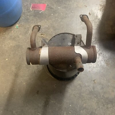 Eagle Floor Scrubber, Performer 16hp Onan, Muffler - Image 1 of 4