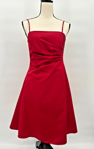 Abito in raso rosso San Valentino ~ vestibilità e svasatura con spalline ~ damigella d'onore formale ~ taglia 4 6