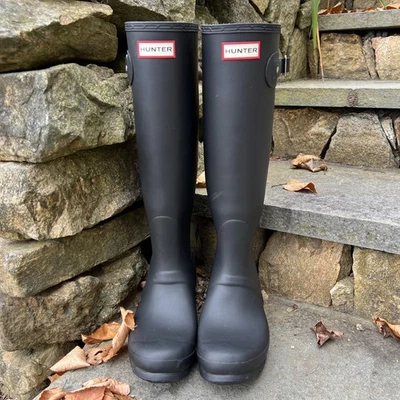 Botas de lluvia altas HUNTER para mujer negras mate UK6/US8/EU39 • 17” de altura • desgaste ligero Foto 1 de 4