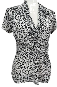 Blusa para mujer DKNY leopardo imitación envoltura cuello en V blanca negra mediana - Imagen 1 de 5