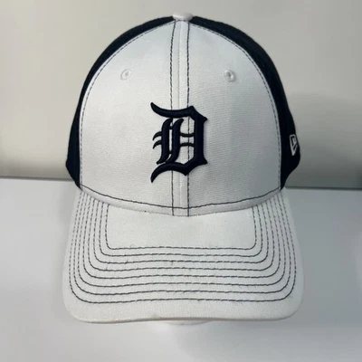 39Thrity New Era Detroit Tigers Hat NEO Stretch-Fit Flex Mesh Navy Medium/Large - Image 1 of 4