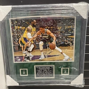 Giannis Antetokounmpo Signed 16x20 w/ Lebron Fanatics COA Framed Picture Bucks - Picture 1 of 5