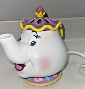 !Scentsy Disney Warmers Mrs. Potts And Chip ` New In Box ` Beauty & The Beast - Picture 1 of 3