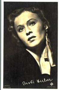 Gusti Huber * Original Ross Postcard Postcard * No. 8987