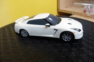 VERY GOOD SCALEXTRIC NISSAN GT-R DRIFT CAR WHITE 1/32 - Picture 1 of 4