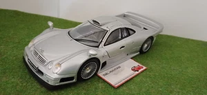 MERCEDES BENZ CLK GTR AMG street version civile gris argent silver o 1/18 MAISTO - Imagen 1 de 8