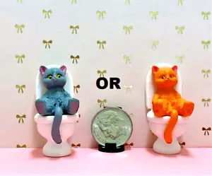 Dollhouse Miniature Cats on Toilets - What all Cat Lovers Wish - 1:12 Scale - Picture 1 of 3