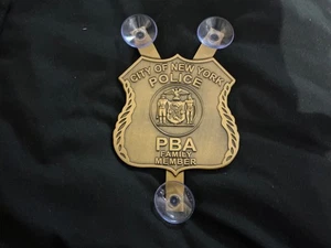 NYPD POLICE WINDOW SHIELD NON CHALLENGE COIN - Picture 1 of 4