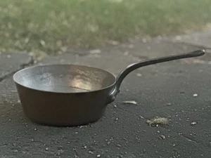 Olla de cobre vintage mango de hierro fundido de 10" de grosor hecha en Francia 6 lb - Imagen 1 de 12