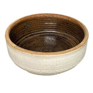 Hand Thrown Stoneware Bowl Planter Ext. Oatmeal Glaze Int. Brown Speckled Signed - Picture 1 of 9