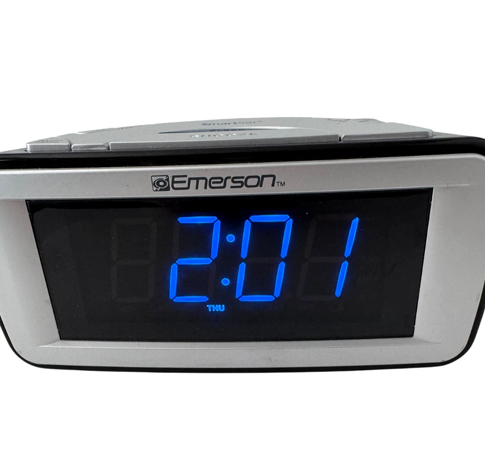 Emerson CKS9031 Smart Set Reloj Despertador Doble Radio AM/FM *Probado y Funciona* Foto 1 de 4