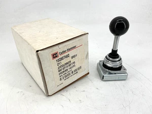 Neu Cutler-Hammer 10250T452 Ser A1 Joystick Bediener öldicht 2 Pos oben/unten - Bild 1 von 9