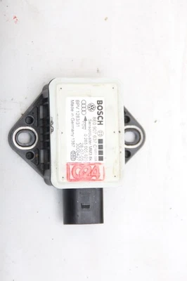 Drehratensensor Audi A4 Avant B7 8E0907637C 10-2005 - Image 1 of 3
