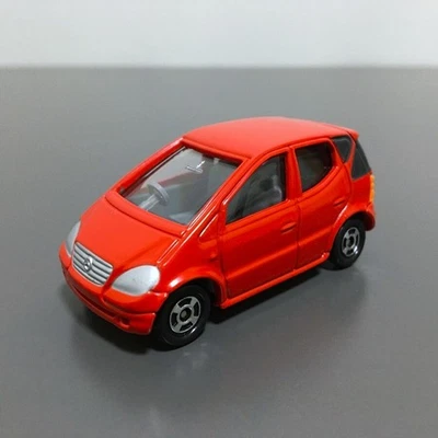 bdh 107 Mercedes Benz A Class Red minicar 2e - Image 1 of 4