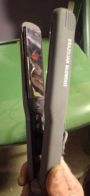 Plancha Brazilian Blowout 11T22 Prodigital Titanio - Gris  Foto 1 de 4